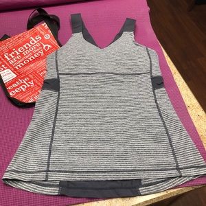 Lululemon Tank Size 10 🍋🍋